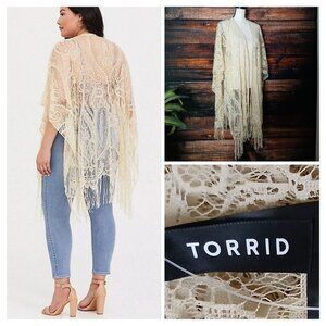 NWT Torrid Top One Size Lace Natural Cream Ruana Kimono Wrap Fringe